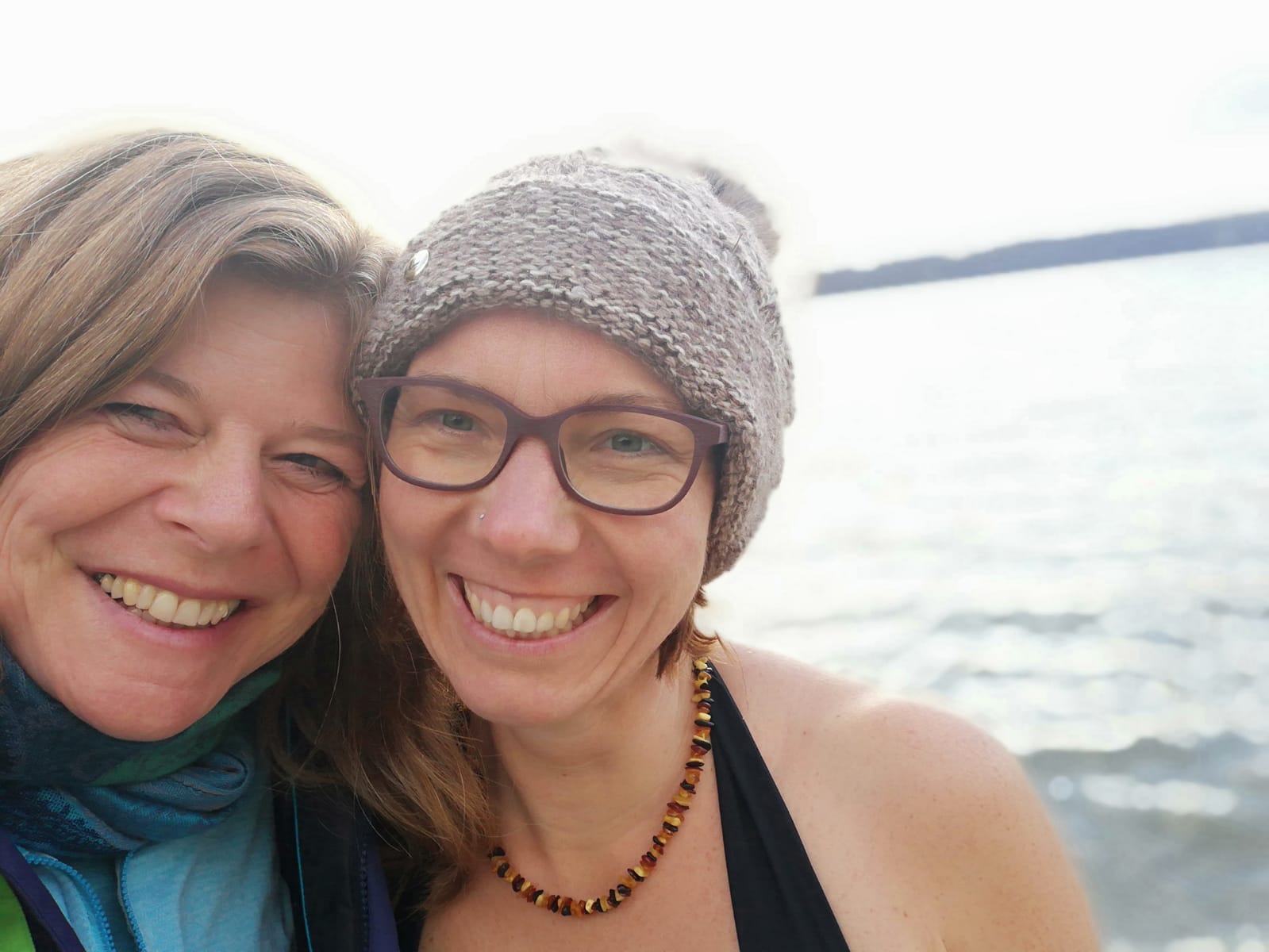 Theresa mit mir am See